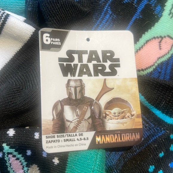 Star Wars Mandalorian Baby Grogu Yoda 6PK No Show Socks Little Kids M 4.5-8.5 - Picture 3 of 3